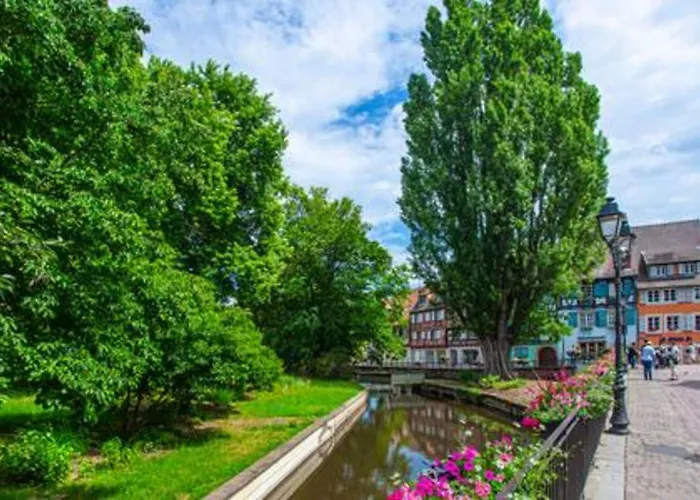 Ideal Location Colmar Center- 6P * Colmar